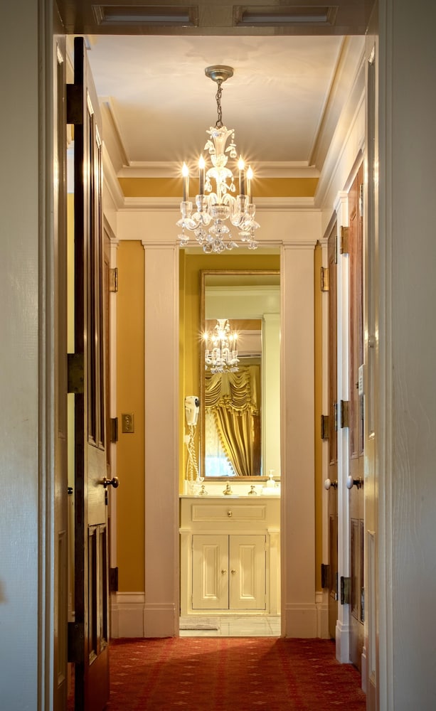 anchuca historic mansion and inn