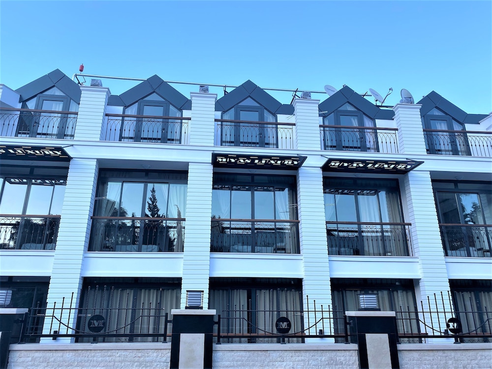 miyas luxury hotel