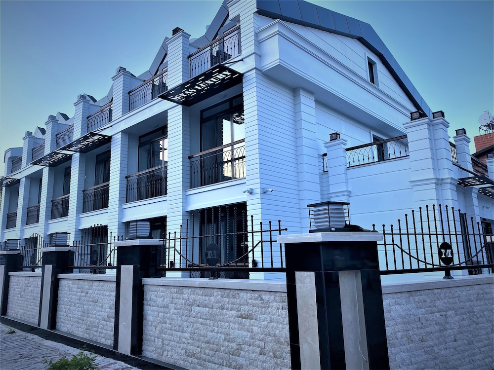 miyas luxury hotel