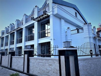 miyas luxury hotel