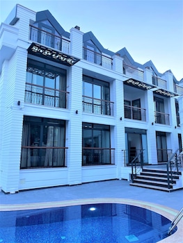 miyas luxury hotel