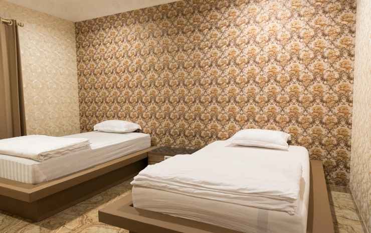 hotel raja akas