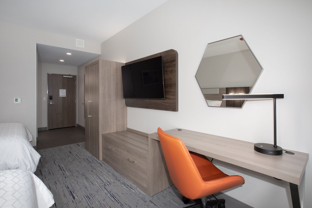 holiday inn express and suites burley an ihg hotel