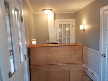 Wagon Wheel Motel,,2.5 star