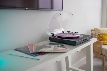 Falmouth Tides,Falmouth>>Cape Cod,2.5 star