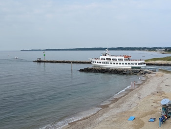 falmouth tides