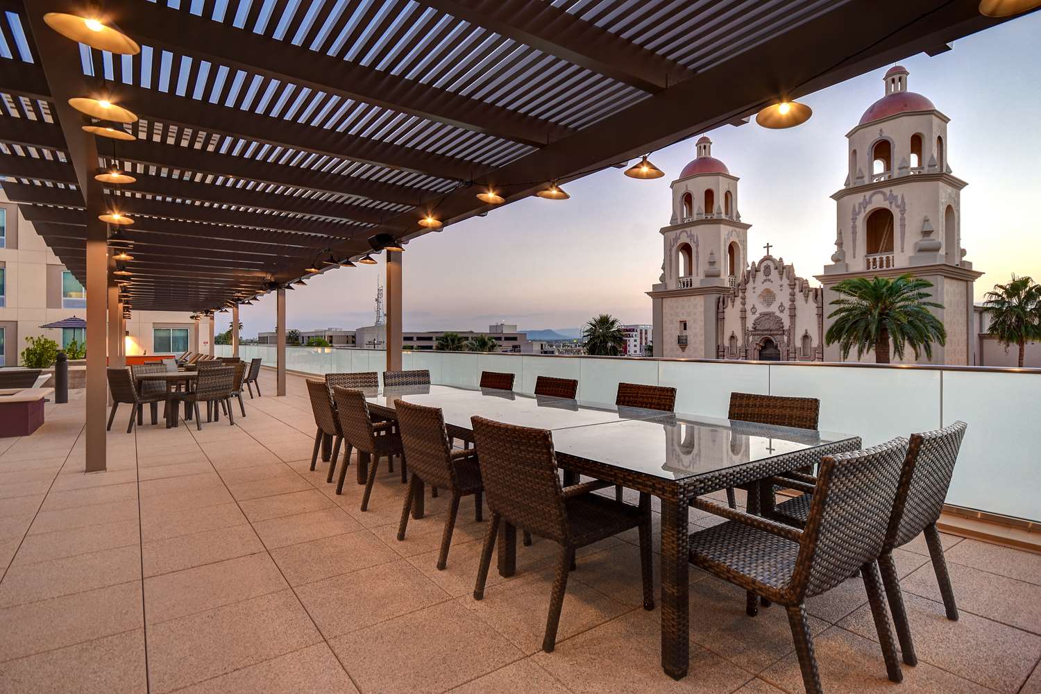 home2 suites by hilton tucson downtown