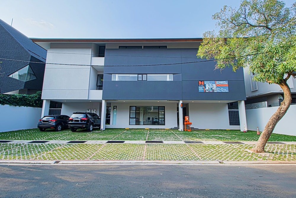 m studio karawaci