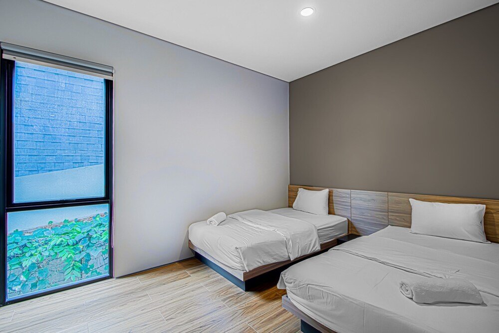 m studio karawaci