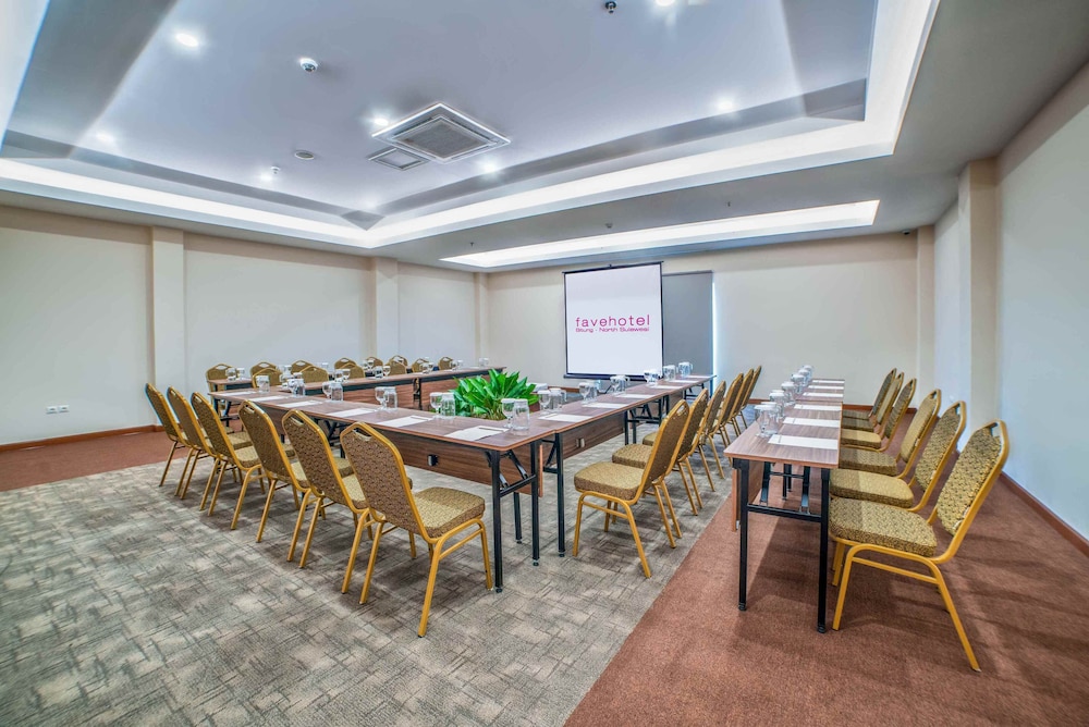 favehotel bitung