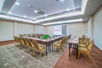 favehotel bitung