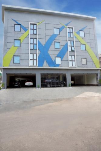 d paragon bukit dieng