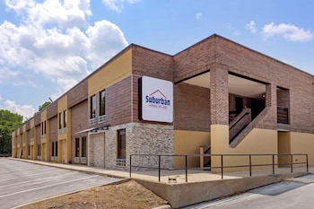 suburban studios north