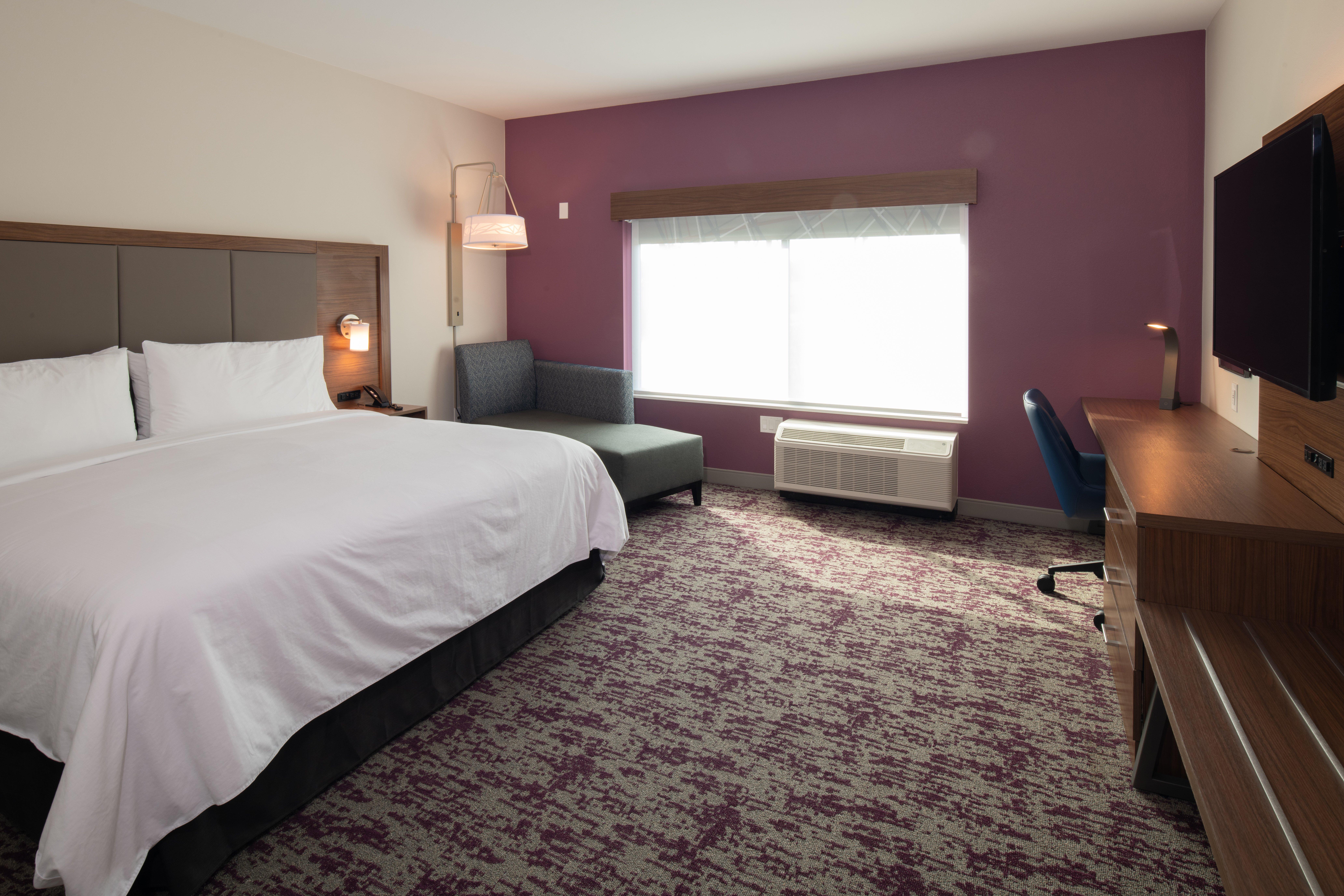 holiday inn express and suites little rock downtown