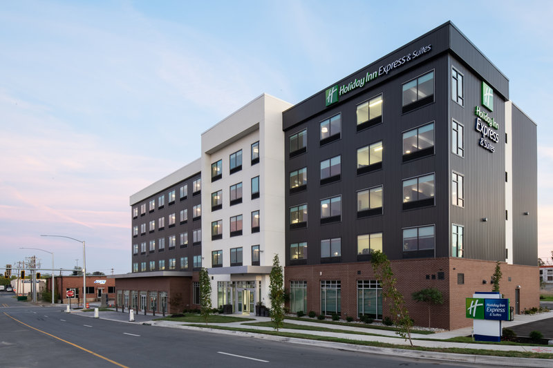 holiday inn express and suites little rock downtown