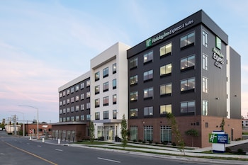 Holiday Inn Express And Suites Little Rock Downtown,North Little Rock>>Little Rock,2.5 star