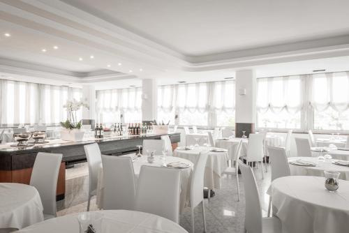 hotel commodore