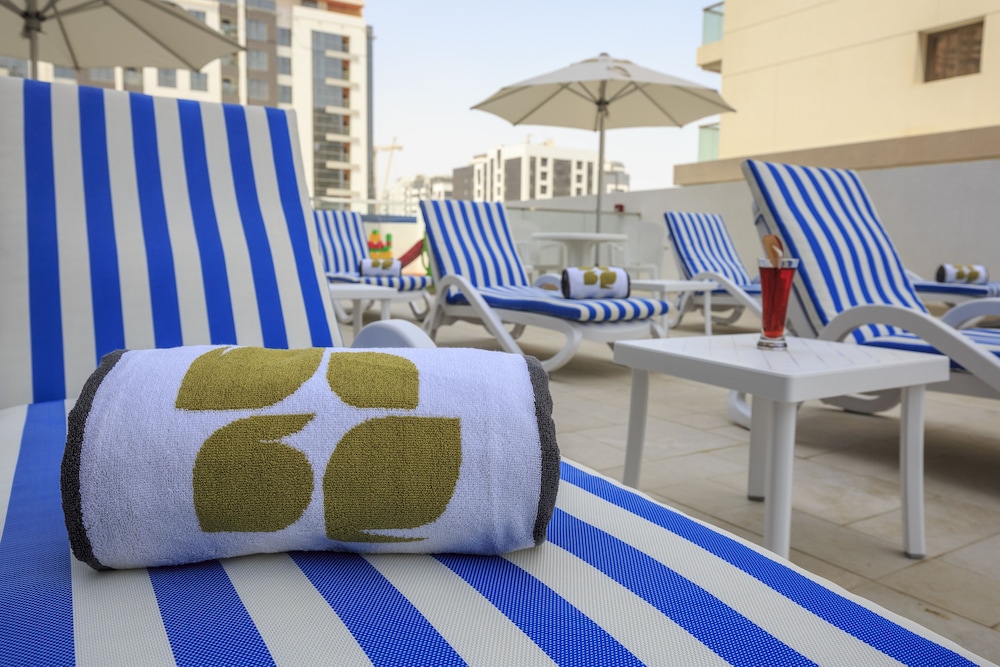 rose executive hotel dwtc