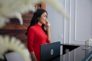 airport classic hotel and travel