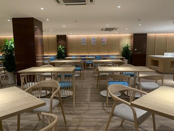 Hai Au Bien Cuong,Binh Dinh Province>>An Nhon,3.5 star