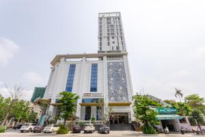 white lotus hue hotel