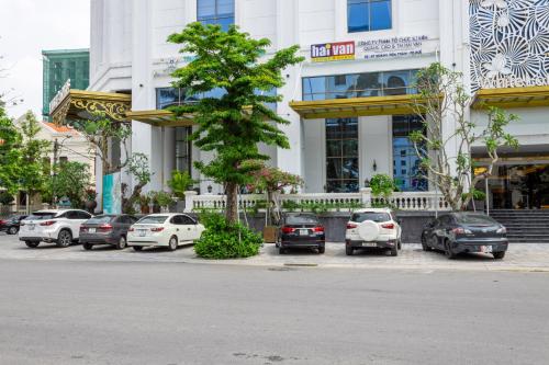 white lotus hue hotel