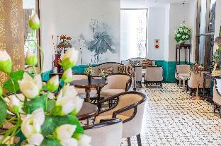 white lotus hue hotel