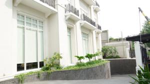 the grand mansion menteng