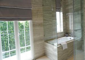 the grand mansion menteng