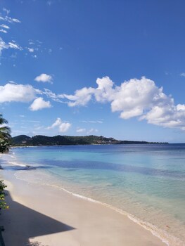 grand anse beach palace hotel