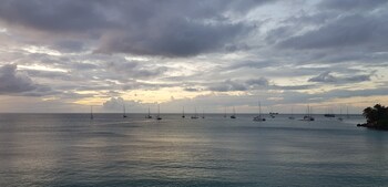 grand anse beach palace hotel