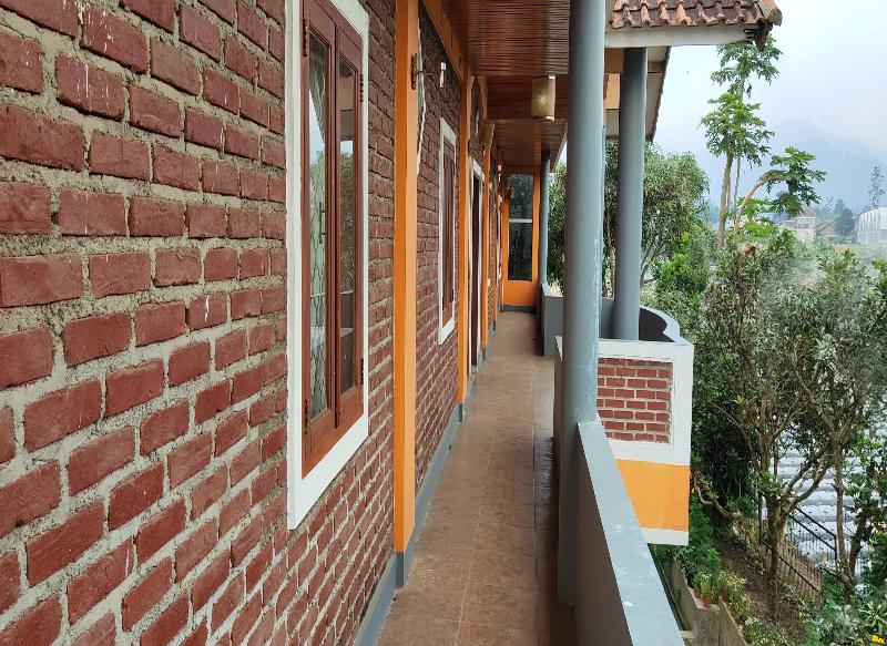 villa orange lembang pengkolan