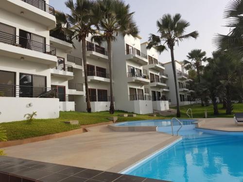 relax waterfront serviced apartment
