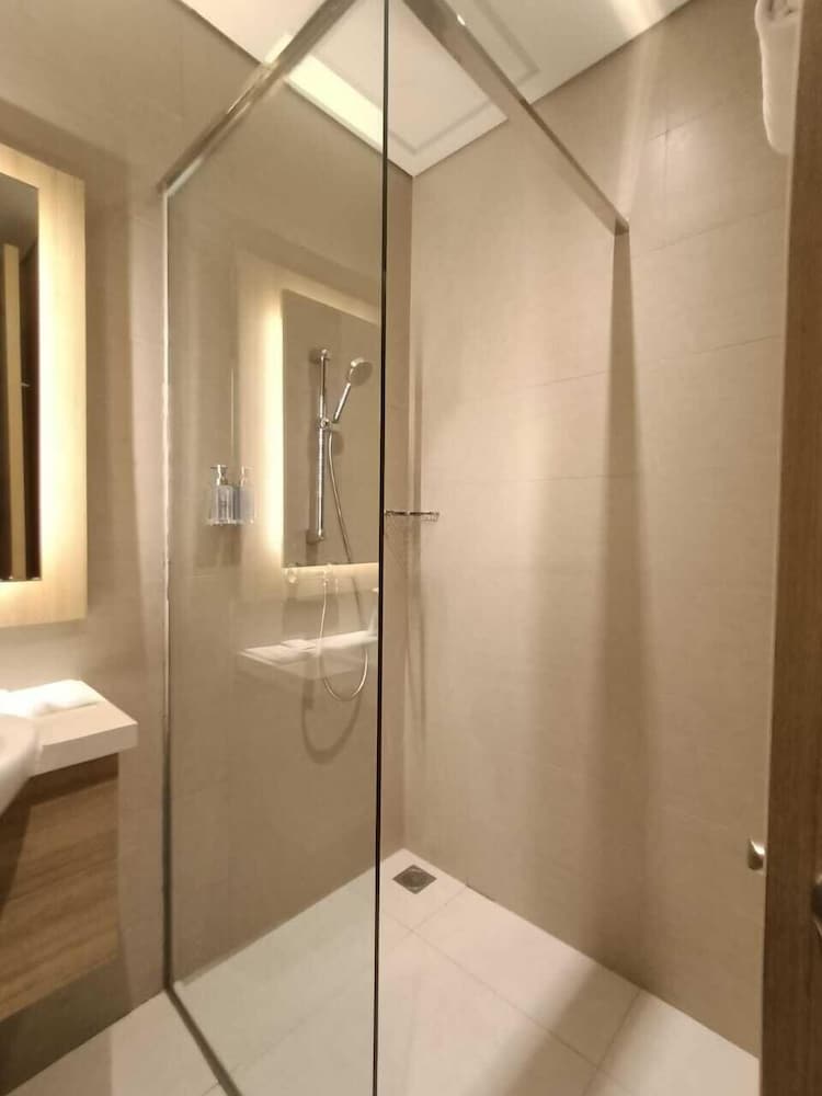 batiqa hotel jayapura