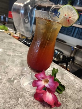 batiqa hotel jayapura