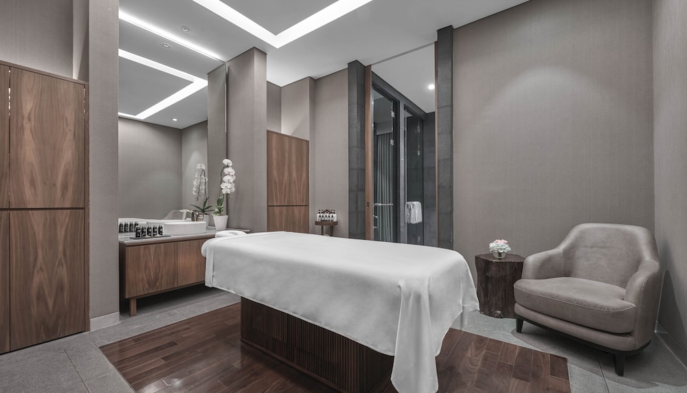 the langham jakarta