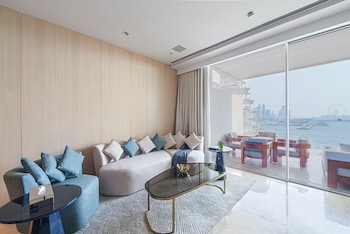 five palm jumeirah residences by edens dubai