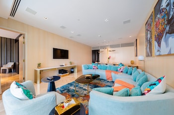 five palm jumeirah residences by edens dubai