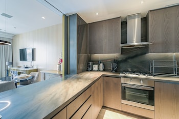 five palm jumeirah residences by edens dubai