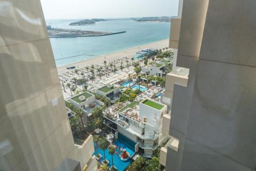 five palm jumeirah residences by edens dubai