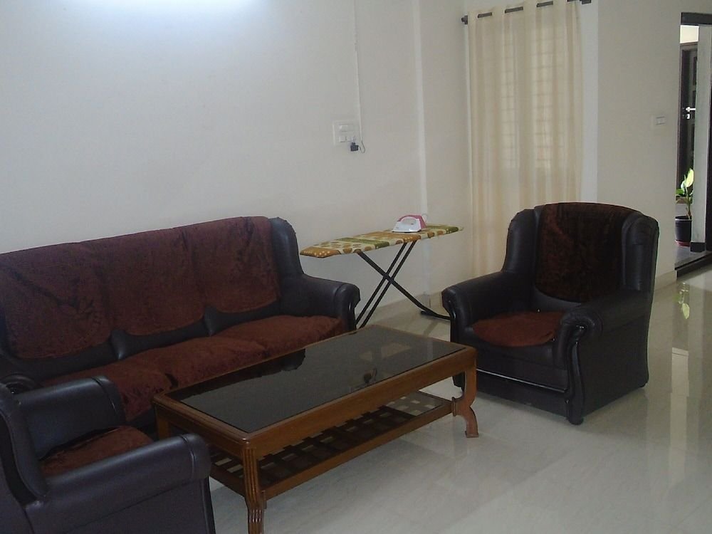Siri Delight,T Dasarahalli,2 star