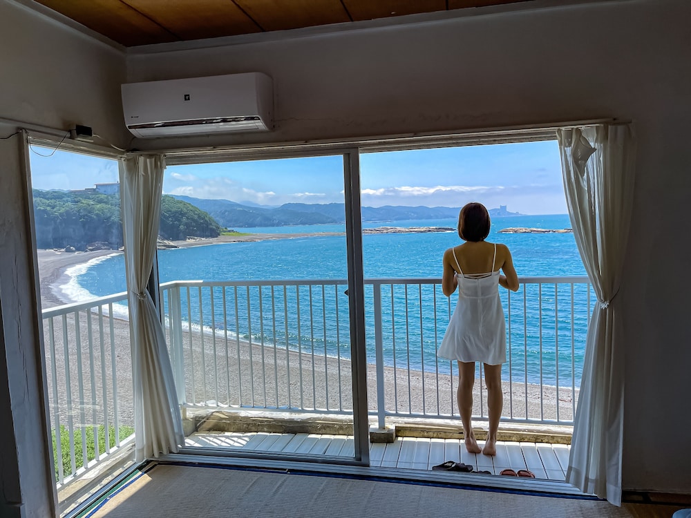 shirahama
