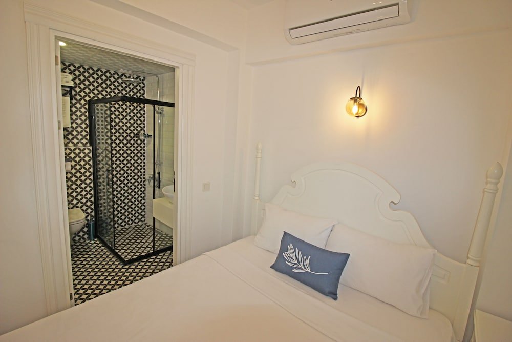otel meryem ana bozcaada
