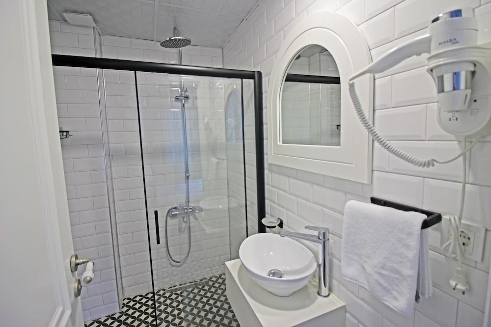 otel meryem ana bozcaada