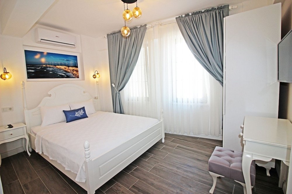 otel meryem ana bozcaada