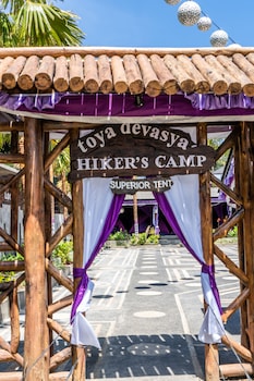 hikers camp at toya devasya