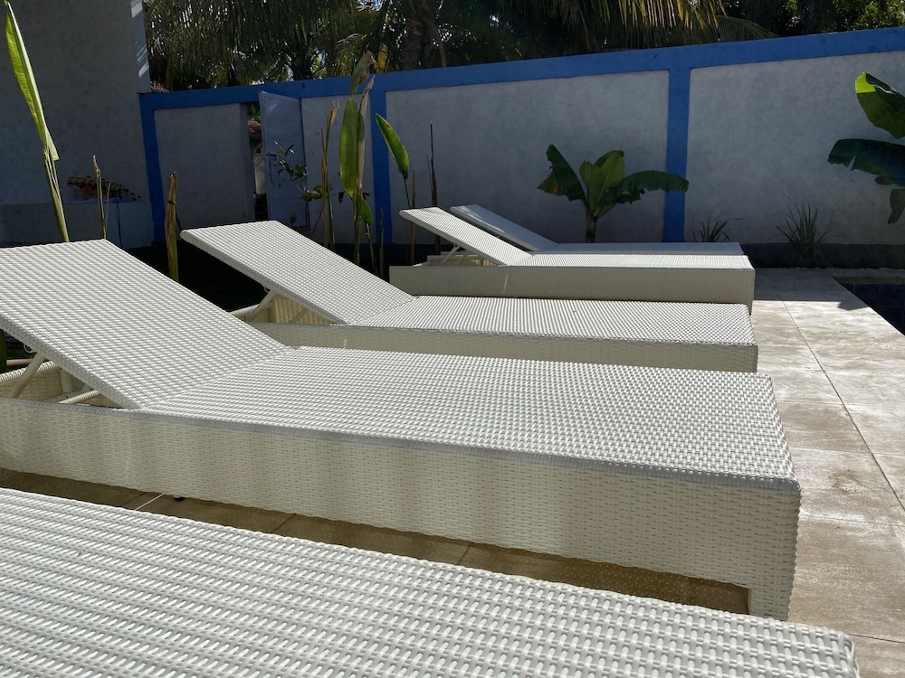 kura kura divers lodge