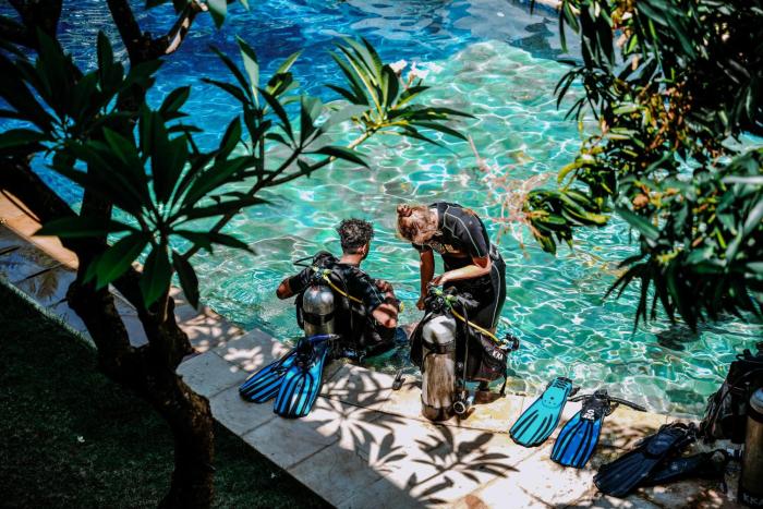 kura kura divers lodge
