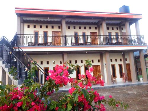 golo tango homestay