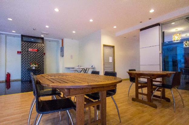 alia express ferringhi